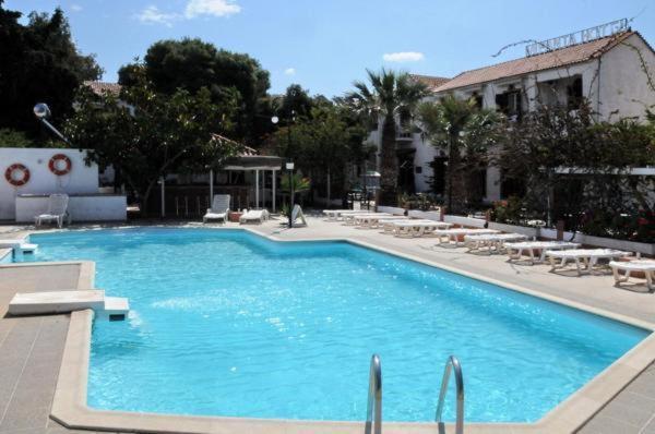 Miranta Hotel - Apartments & Studios Aegina Zewnętrze zdjęcie