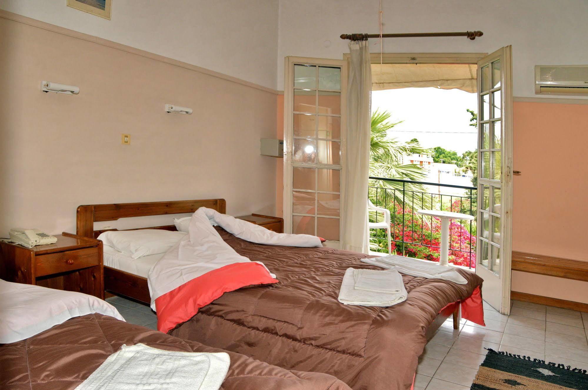 Miranta Hotel - Apartments & Studios Aegina Zewnętrze zdjęcie