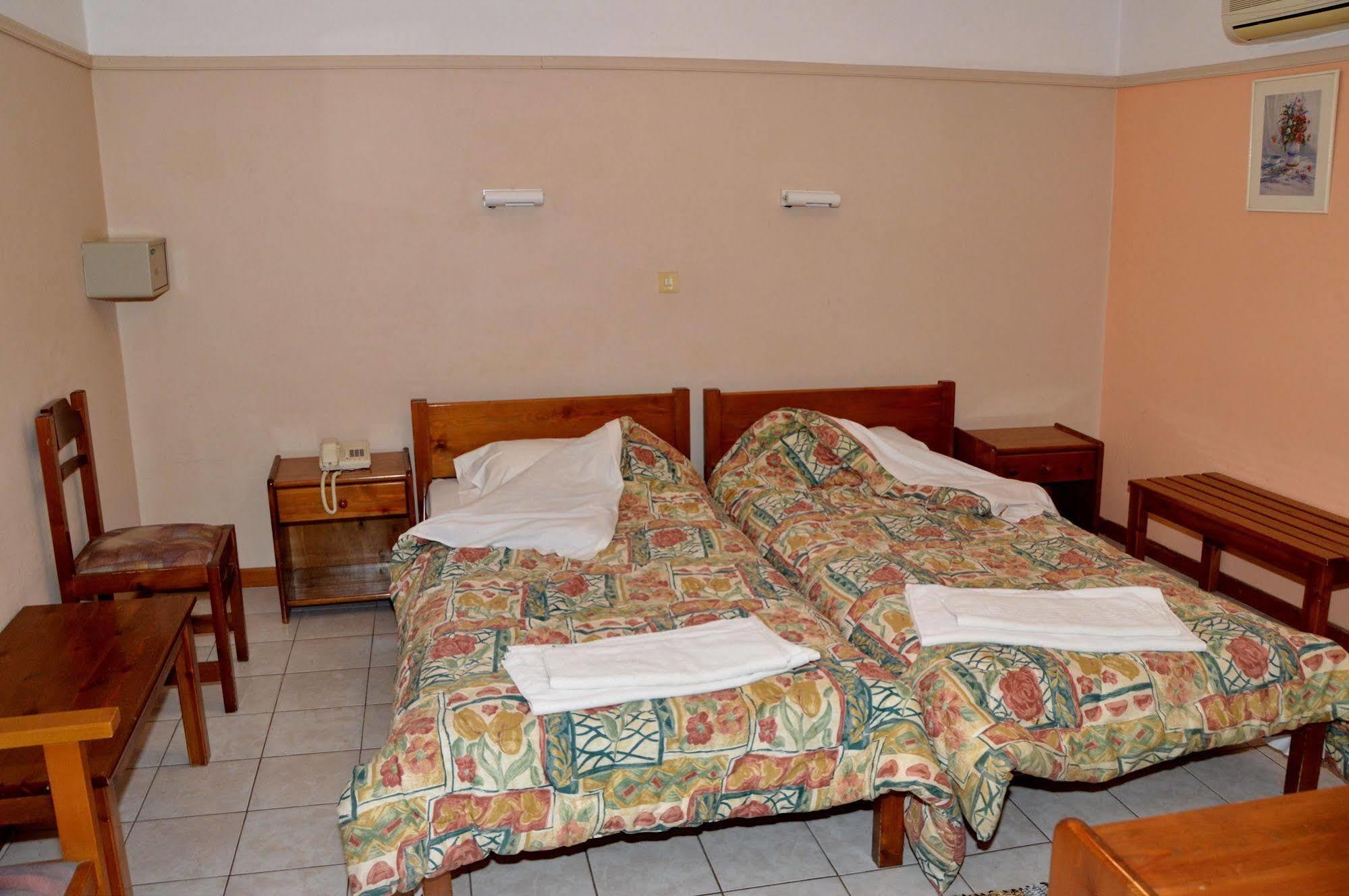 Miranta Hotel - Apartments & Studios Aegina Zewnętrze zdjęcie